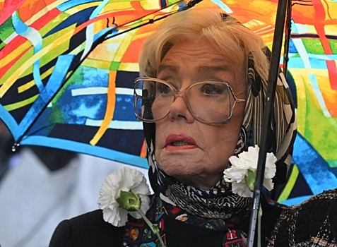 Веру Алентову похоронили на Новодевичьем кладбище