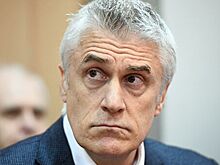 Суд продлил до 13 ноября домашний арест фигуранту дела Baring Vostok Александру Цакунову