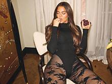 Звезды массово раздвинули ноги перед фотографами. Что происходит?