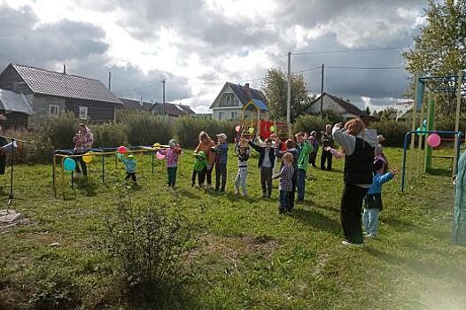Детская площадка обустроена по инициативе жителей села Першино