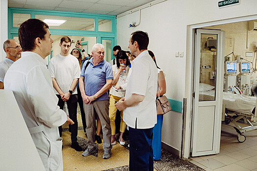 Спасти больше жизней: в Ростовской области работает делегация медиков из Луганска и Донецка