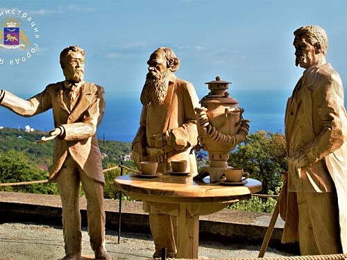На ЮБК появился парк деревянных скульптур