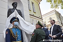 Преемственность поколений воплотилась в памятнике военным в центре Екатеринбурга