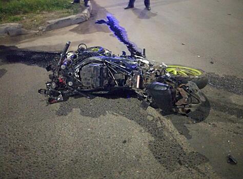 В Кирове после столкновения с «Маздой» байк разорвало на части: мотоциклист госпитализирован
