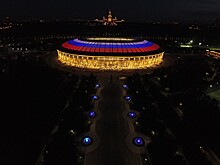 Стадион "Лужники" стал частью ночной Москвы