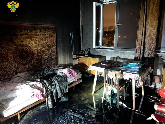 Тело женщины нашли после тушения пожара в квартире дома на юге Москвы