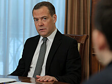 Медведев: пандемия оживила идею о четырехдневной рабочей неделе