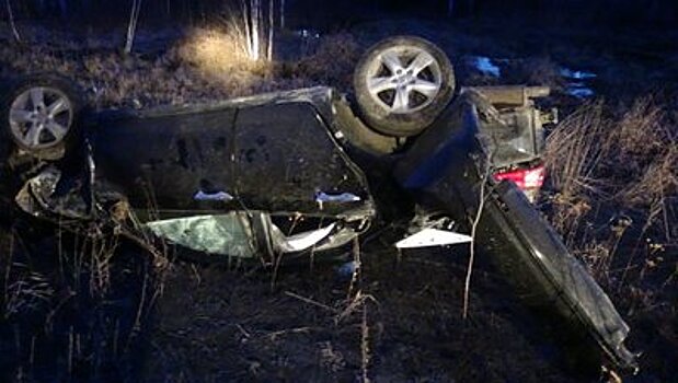 Три человека погибли в автоаварии в Свердловской области