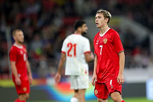 ФИФА не будет рассматривать возвращение России, несмотря на слова Инфантино