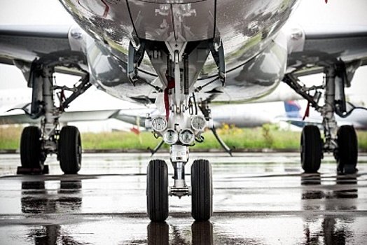 СибНИА готовится испытать стойки шасси импортозамещенного Superjet