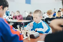 «Недавно я протирала полочку с медалями, насчитала 56»: дети-шахматисты о своем увлечении