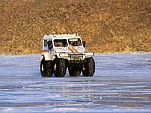 Спасатели с помощью подводной камеры увидели тела провалившихся под лед Байкала людей