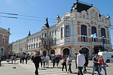 Вывески в центре Нижнего Новгорода не соответствуют дизайн-коду