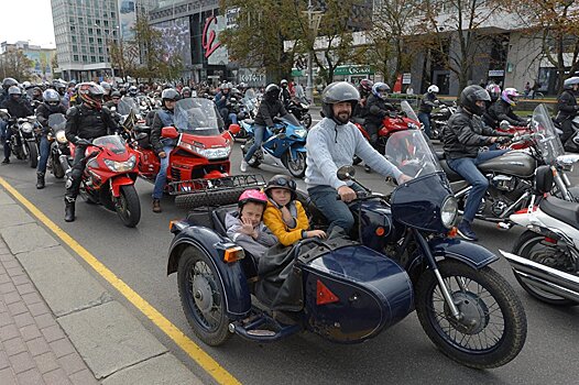 H.O.G Rally: "Харлеи", сын президента, бороды, бонстики и рок-музыка