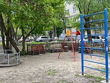 В Пензе девочка получила травму на сломанной карусели