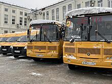 В Рязанской области 52 школам передали ключи от новых автобусов