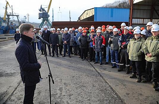 Эксперты: дополнительные сборы со стивидоров Приморья не решат вопрос угольной пыли