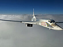 Ту-160 перебросили к границе США