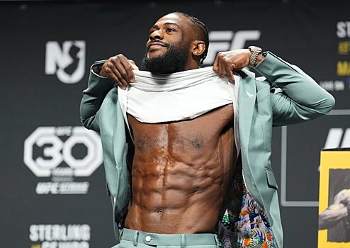Стерлинг одолел Сехудо на турнире UFC 288