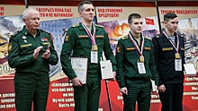 Фомин наградил призеров Всеармейского этапа Международной олимпиады по иностранному языку