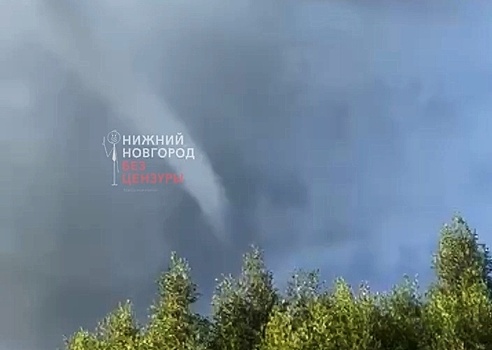 Нижегородцы сняли на видео смерч в Кстовском округе