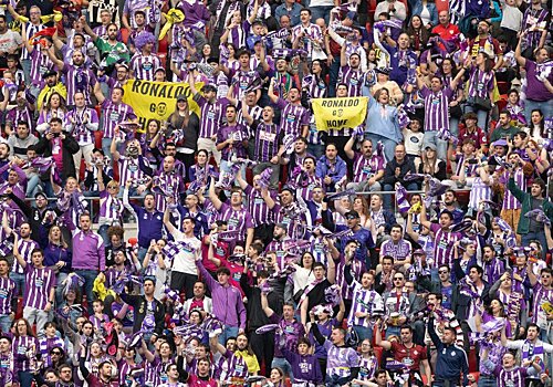 Фанаты «Вальядолида» после 1:7 от «Атлетика» потребовали вернуть деньги за выезд в Бильбао: «Почти 600 болельщиков пережили унижение. Возместить стоимость билетов за счет игроков – оправданное требование»