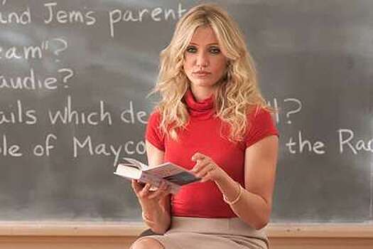 Учительница на уроке занялась сексом со школьником