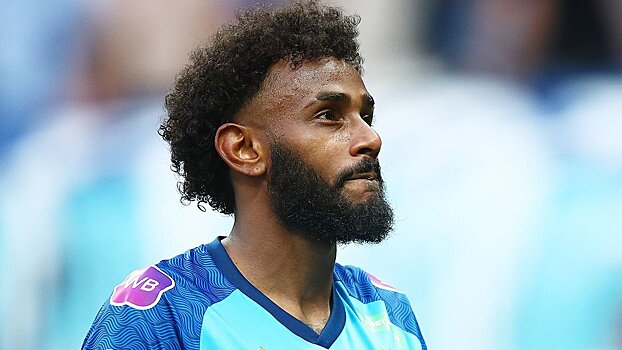 «Зачем нужен Fan ID, если идентифицировать оскорбляющих Вендела невозможно? Сильно сомневаюсь, что без паспорта болельщика на трибунах станет менее безопасно». Моссаковский о наказании «Факела»