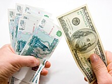 Россияне стали хранить деньги в рублях