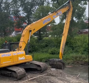 В Курске начались масштабные работы по расчистке русла реки Тускарь