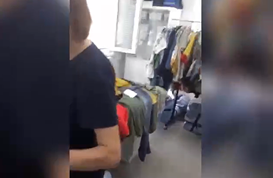 И уколы сделать, и гардероб обновить. В одном из оренбургских ФАПов устроили магазин