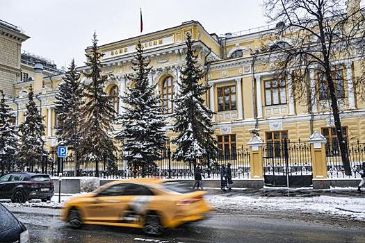 Мэр из Башкирии временно покинул должность и ушел работать таксистом