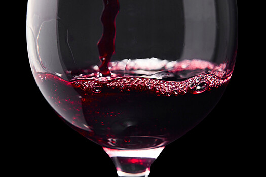 Раскрыты необычные побочные эффекты употребления вина
