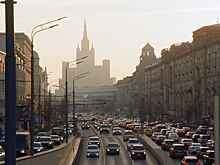 Полицейская машина оторвалась от земли в центре Москвы