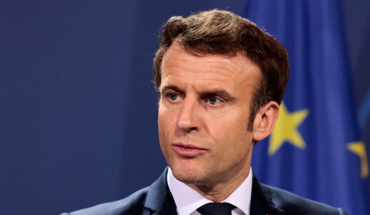 Французский политик назвал Макрона «верным песиком НАТО»
