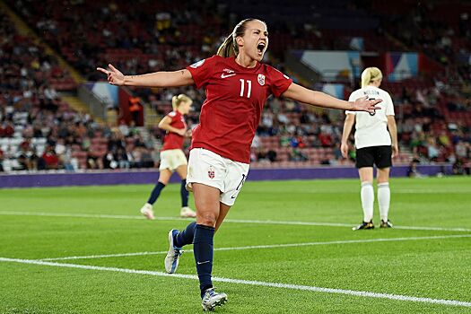 Англия забила седьмой мяч в ворота Норвегии в матче женского Евро