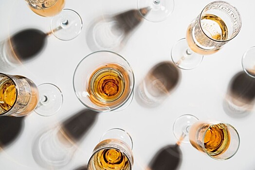 Кардиолог Фадюхина назвала 4 литра вина смертельной дозой