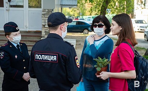 В рейд по выявлению нарушителей самоизоляции в Казани вывели весь состав ОВД