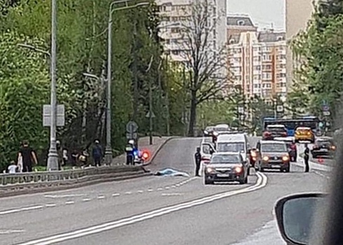 В ДТП на Озёрной аллее погиб мотоциклист