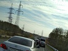 Авария на трассе спровоцировала большой затор на выезде из Челябинска