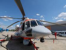 Российские школьники сожгли вертолет Ми-8. За это им пообещали пять миллионов рублей