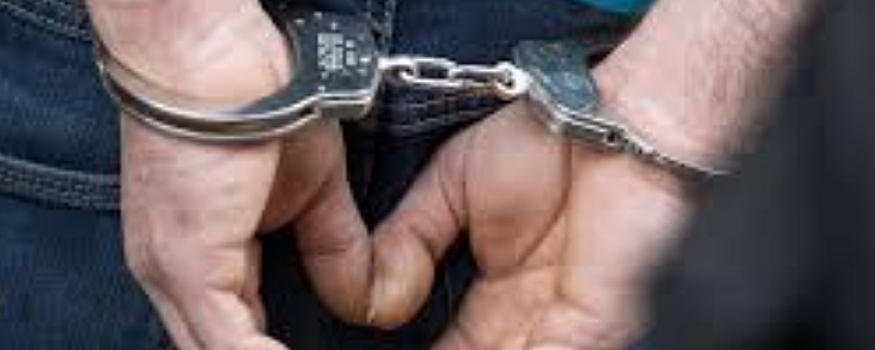 В Новосибирске в подъезде многоэтажки жестоко избита женщина