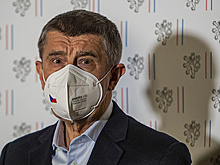 Премьер Чехии призвал "успокоить" отношения Москвы и Праги