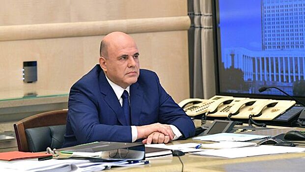 Мишустин пообещал поддерживать трудоустройство студентов в ДФО