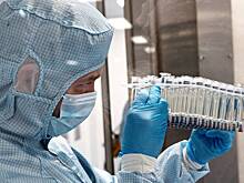 Регионам РФ начали передавать обновленную вакцину от COVID-19 "Спутник Лайт"