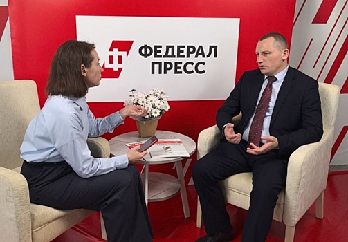 «Китайцы активно используют ИИ в строительстве»: Александр Моор о важности технологий