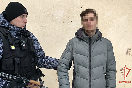 Мужчина ворвался в Дом Гоголя в центре Москвы и устроил погром