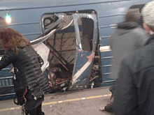 Очевидцы рассказали подробности о давке и гари в метро Петербурга после взрыва