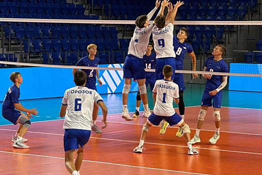 В Краснодарском крае проходит волейбольный "Мемориал Юрия Чеснокова"