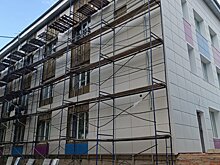 В Иссинской участковой больнице завершается ремонт фасада